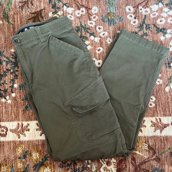 Under Armour Other - Men's Olive Cargo Pants